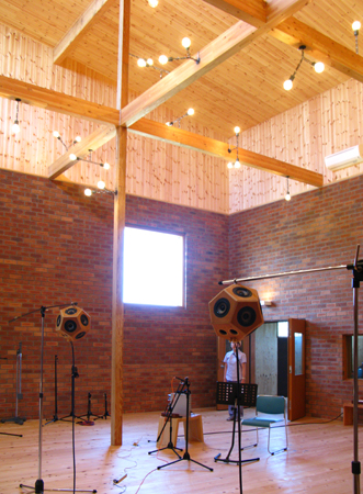レコーディングスタジオ　STRIP Gardenを訪問