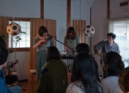 -報告- 2011.3.20 sun「 家宴 -IEUTAGE- 花もある。 」