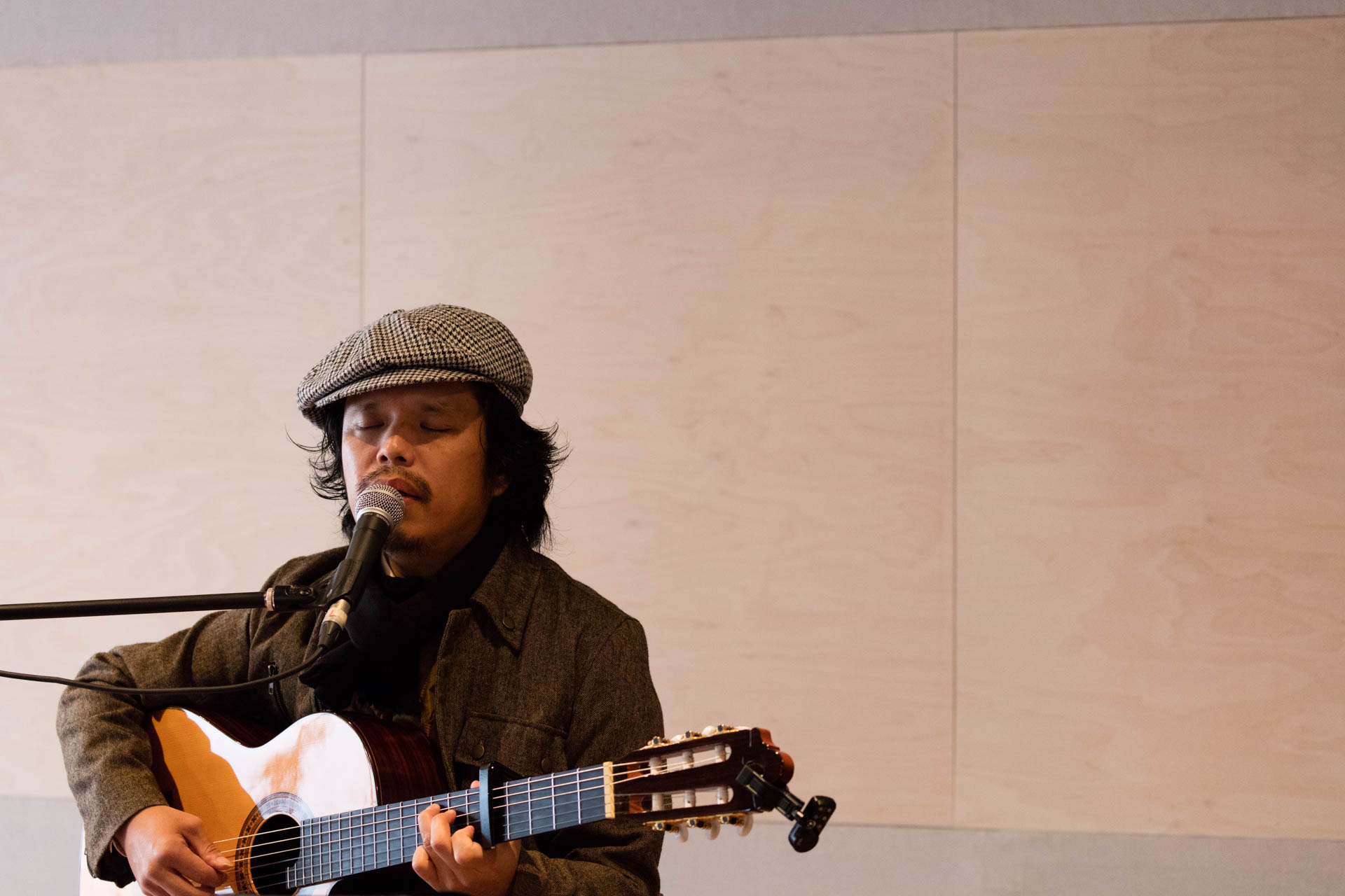 11/18 青柳拓次 Solo Guitar Concert にむけて、拓次さんのこと